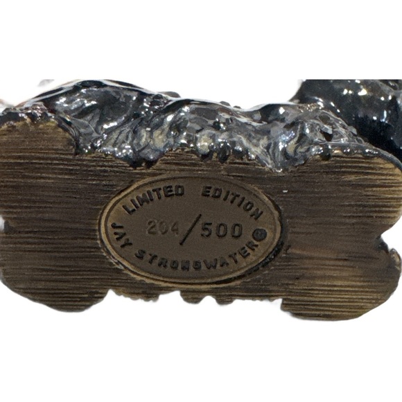 JAY STRONGWATER SEATED MINI SCOTTIE DOG FIGURINE LTD 204 of 500 SWAROVSKI
5064 - Picture 6 of 6